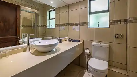 Sheppard Boutique Hotel